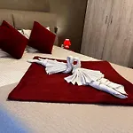 Alezi Residence