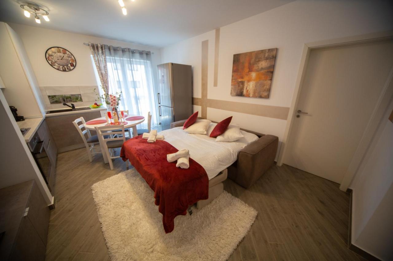Apartment Alezi *